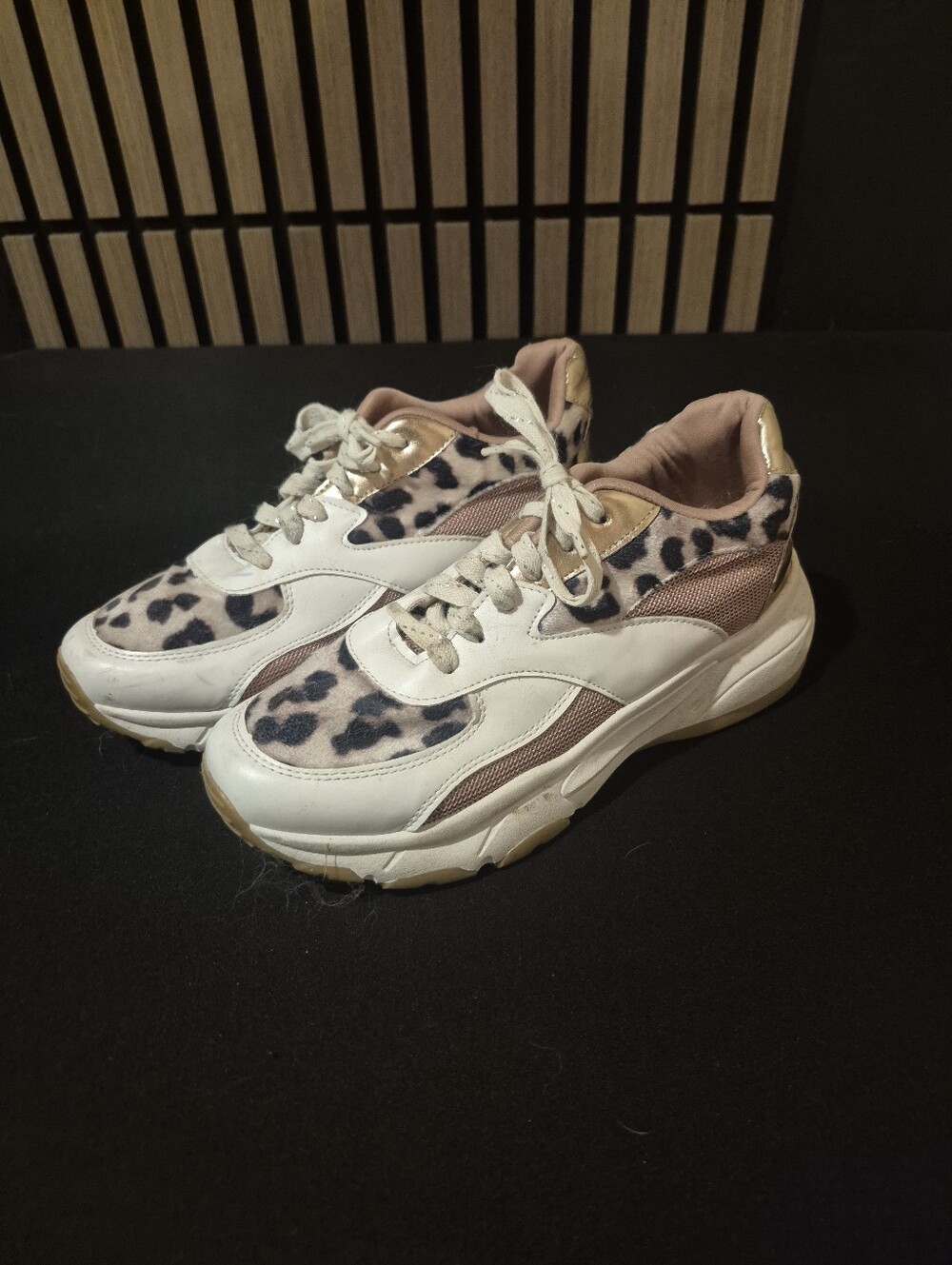 5/$30 Or 10/$50. Women's White & Leopard Print Chunky Sneakers